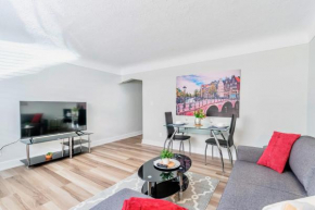 Bright and Spacious 1BR Apt with King Bed and Netflix!